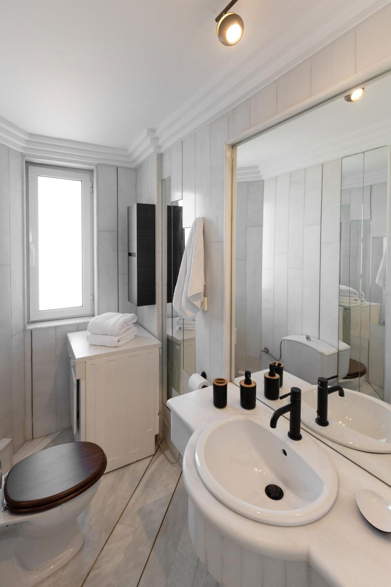 Nice Sea View Elegant Apartment Athens Ngoại thất bức ảnh